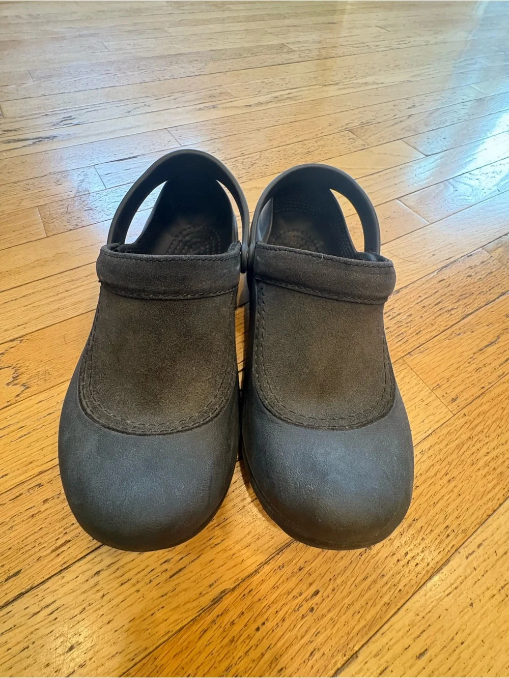 CROCS troika suede brown and Black Slip-On Clogs with Backstrap